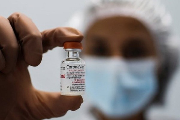 В Харькове снова появилась вакцина CoronaVac