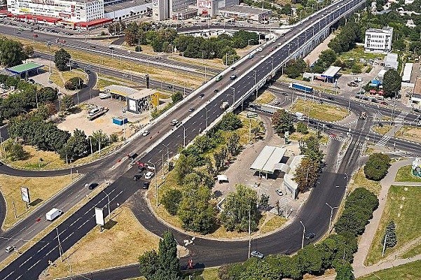 Движение на Коммунальном мосту открылось в обе стороны