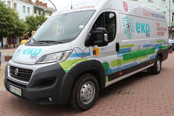По дорогам Харькова будет курсировать экобус для сбора «опасных» отходов 