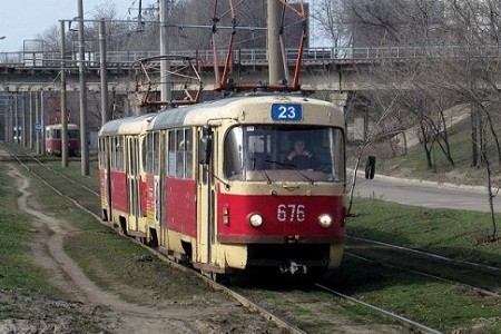 Общественный транспорт в Харькове пока не останавливают
