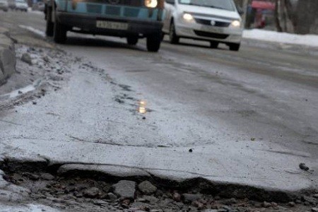 Петиция о ремонте дорог на Салтовке набрала нужное количество голосов