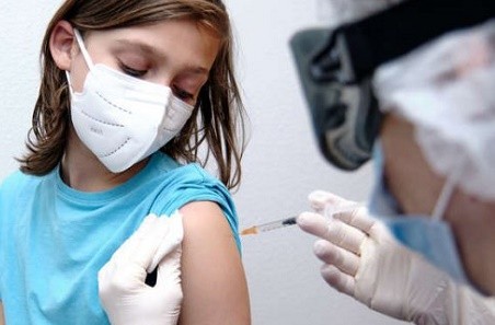 Более половины жителей Харькова вакцинировались от COVID-19