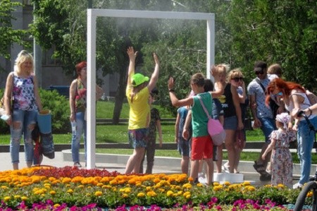 В Харькове устанавливают освежающие рамки