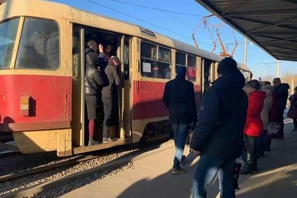 Маршруты снова поменяют: общественный транспорт Харькова не справляется