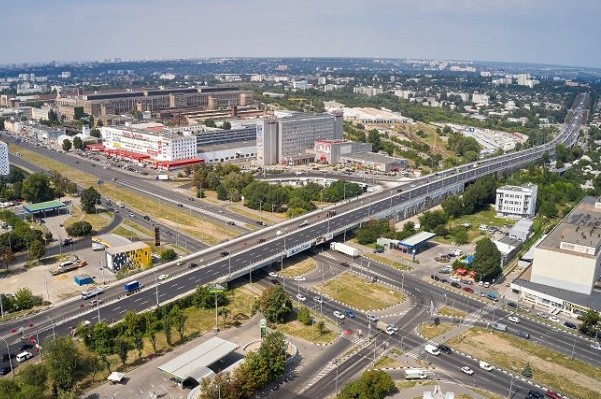 В Харькове открыли движение на второй части Коммунального моста