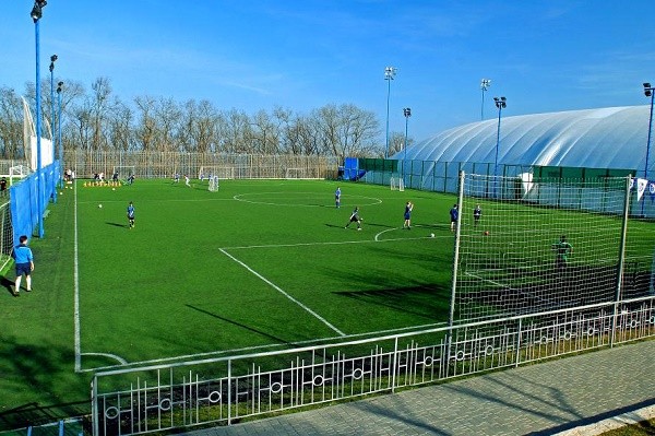 Футбольная база и ледовая арена: для харьковчан построят новые спортивные объекты