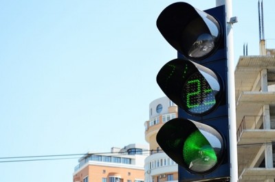 На харьковских дорогах появятся новые светофоры