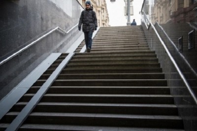 В переходах станций метро проводят капремонт