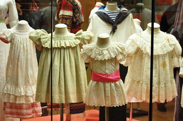 Харьковчанам расскажут о детской моде XIX века