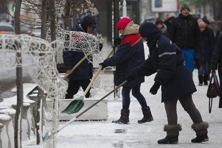 Харьковские коммунальные службы готовятся к весенней уборке города