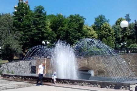 Харьковчане пережили аномально жаркий июнь