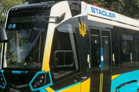 В Харьков прибыл трамвай швейцарской компании «Stadler»