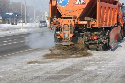 Песок для посыпания дорог Харькова зимой полностью заготовлен